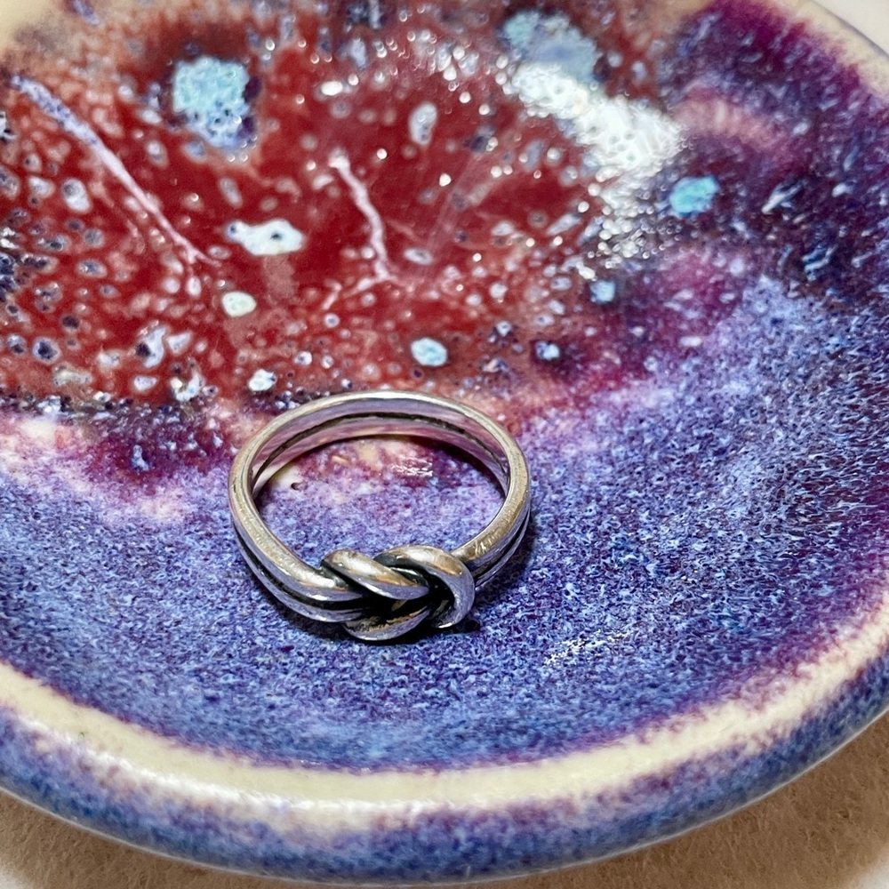 James Avery Lovers Knot Ring size 9